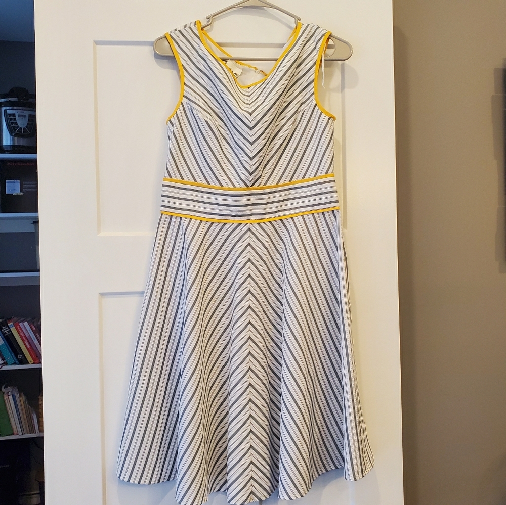 London Style Collection Fit and Flare